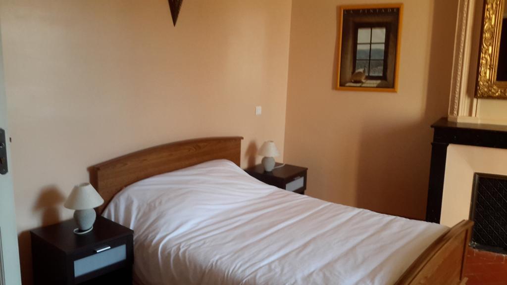 Lussan  Auberge Le Bistrot De Lussan חדר תמונה
