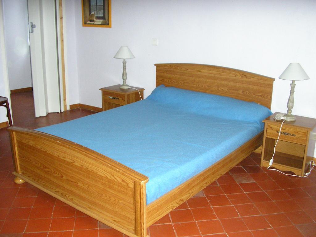 Lussan  Auberge Le Bistrot De Lussan חדר תמונה